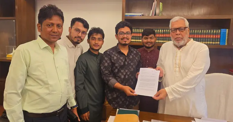 চট্টগ্রাম-কক্সবাজার মহাসড়ক: সড়ক উপদেষ্টা বরাবর স্মারকলিপি